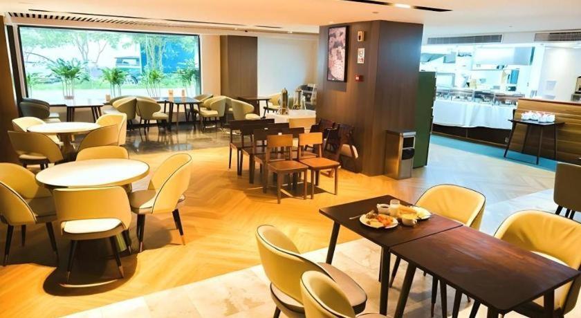 Gya Jiangpu Hotel 3*