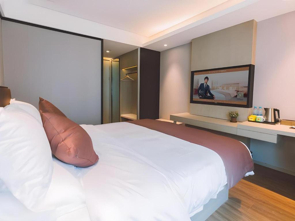 Hotel Gya Jiangpu 3*