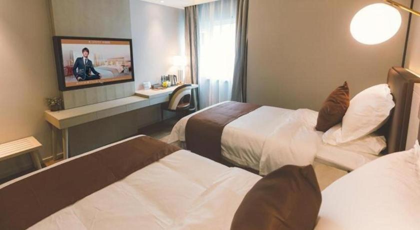 Gya Jiangpu Hotel 3*