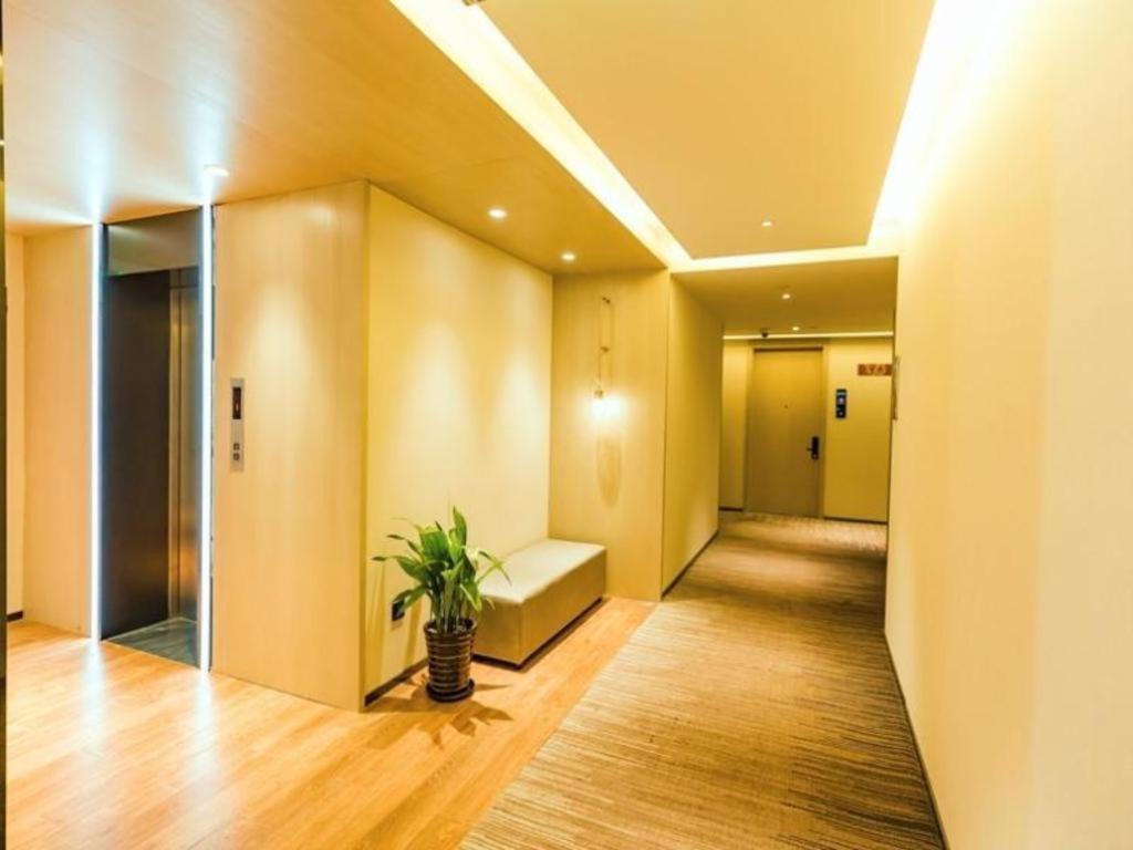 Gya Jiangpu Hotel 3*